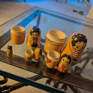 Betty Boop Nesting Dolls Set